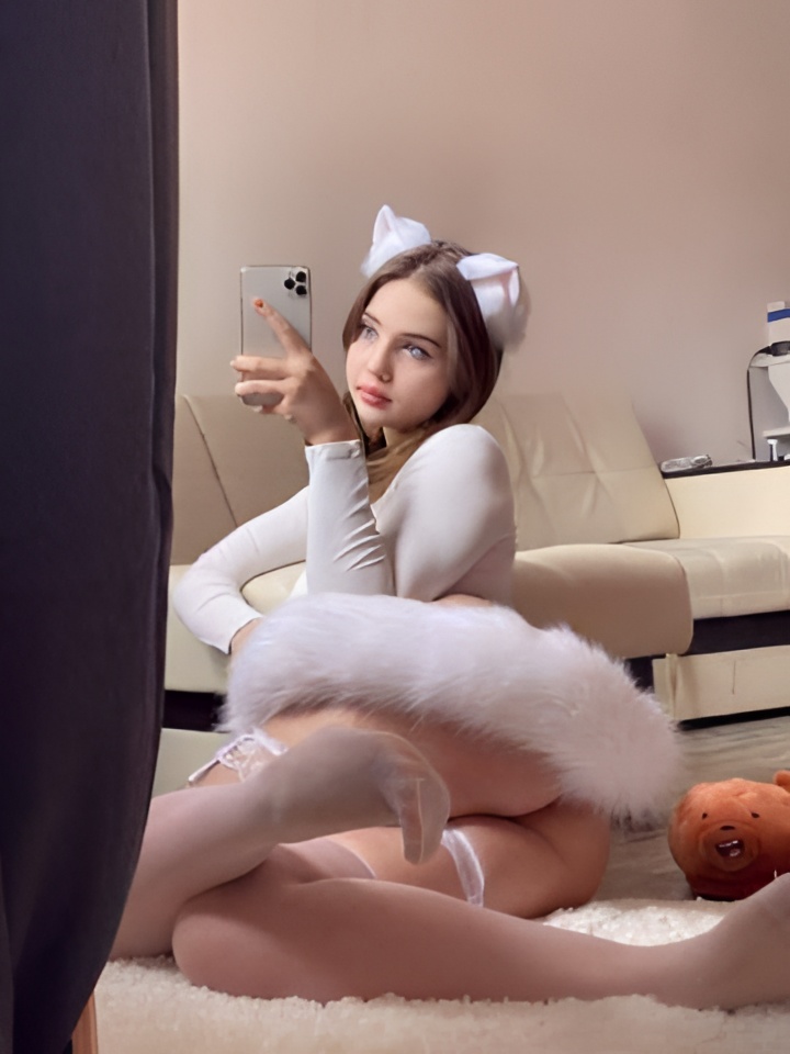 Индивидуалка Флора, доступна для личного знакомства от 2500 руб