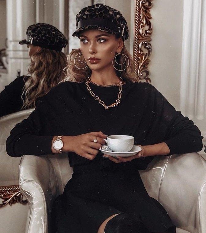 Яна привлекальеная девушка из Соснового бора цена от 3500 руб