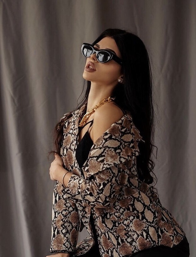 Анжела привлекальеная девушка из Соснового бора цена от 3500 руб