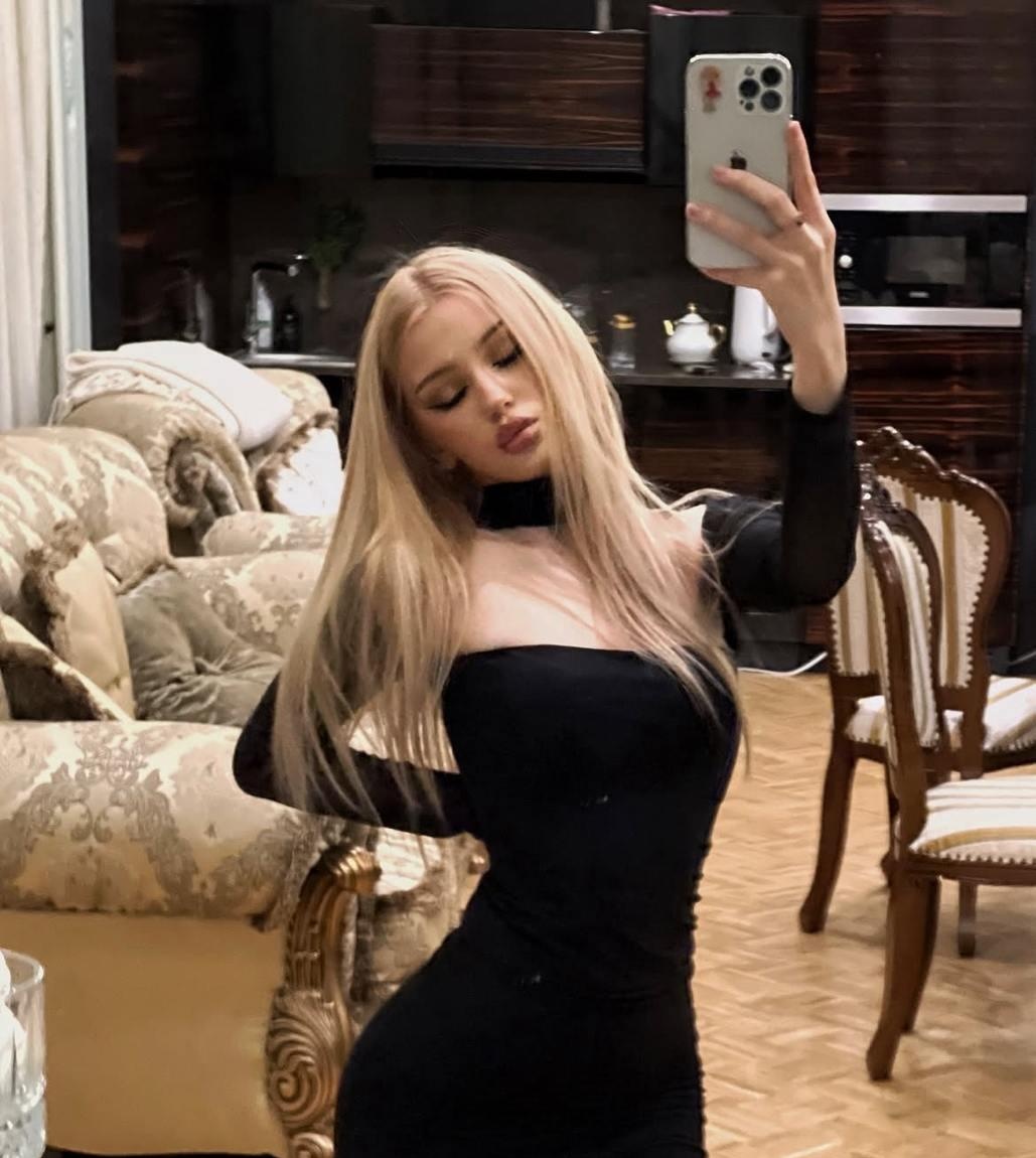 Света привлекальеная девушка из Соснового бора цена от 8000 руб