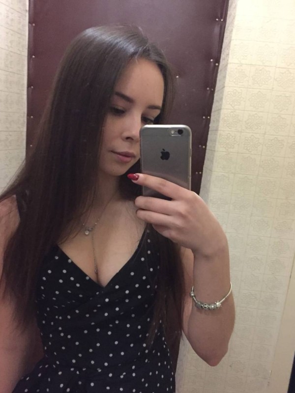 Алевтина привлекательная девушка из Соснового бора цена от 5000 руб