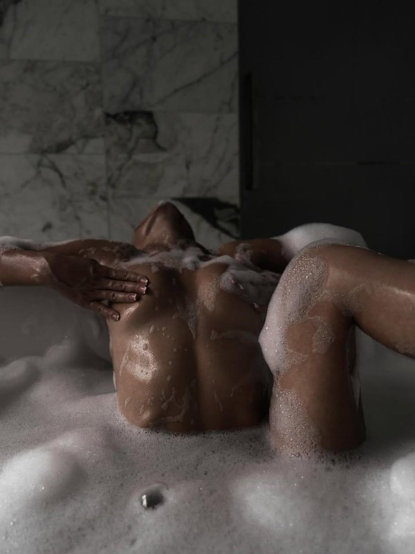 Саша привлекательная девушка из Соснового бора цена от 7000 руб